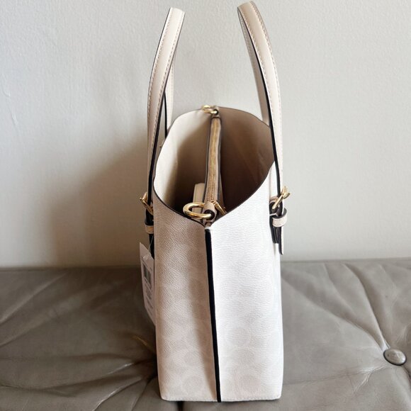Coach CV965 Mollie Tote Bag 25 In Signature Canvas IN White/Chalk - Picture 4 of 10